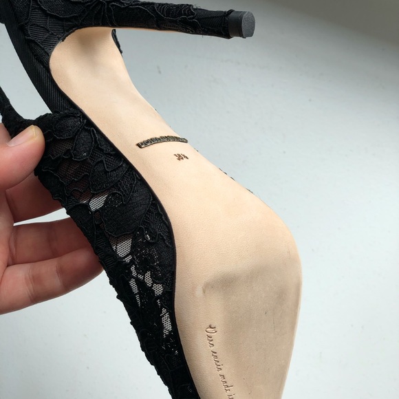 Dolce & Gabbana black lace heels - Picture 5 of 7